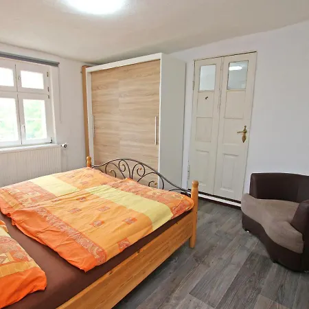 Ferienwohnung 11111 *
